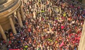 #مباشر تواصل المظاهرات في العاصمة البريطانية لندن رفضا لزيارة الرئيس الأمريكي ترامب.