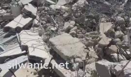 #شاهد الاحتلال يهدم 14 شقة سكنية و4 أسوار جدارية في قرية الزعيم بالقدس المحتلة