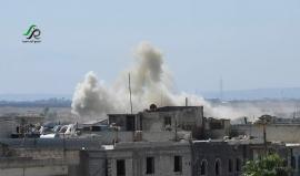 #شاهد 
#حمص:استشهاد سيدة وإصابة آخرين اثر إلقاء الطيران المروحي براميل متفجرة على قرية #الحلموز بالريف الشمالي . 

motasem homs