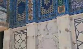 أجواء مباشرة من باحات المسجد الأقصى المبارك قبيل صلاة الظهر.