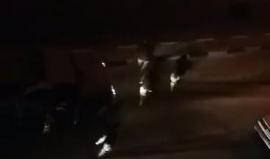 #شاهد
قوات الاحتلال التي اقتحمت الخليل وداهمت شقة الشاب محمد الفقية في منطقة بئر المحجر.
تصوير عمر أبو عرفة