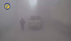 اللحظات الأولى بعد القصف الجوي على مدينة زملكا بريف دمشق