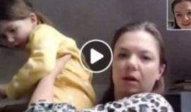 نال إعجاب الملايين.. مشهد طريف لطفلة ظهرت أثناء مقابلة تلفزيونية