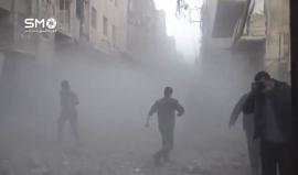 سوريا - ريف دمشق: #شاهد اللحظات الأولى بعد استهداف مدينة دوما بغارة جوية