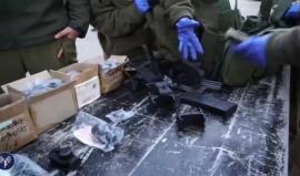 #شاهد | قوات الاحتلال تعتقل 8 أشخاص في نابلس بدعوى إنشائهم خلية لتصنيع وبيع الأسلحة في نابلس بعد متابعة استمرت 8 اشهر .