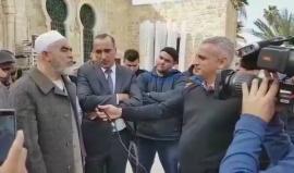 الشيخ رائد صلاح يروي تفاصيل اطلاق سراحه وادائه أول صلاة في مسجد حسن بك بيافا