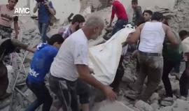 #شاهد
سوريا: استشهاد ثلاثة مدنيين وإصابة 10 آخرين جراء غارة جوية لطائرات النظام على حي قاضي عسكر 8-7-2016