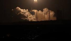 شاهد الصين تطلق أكبر صواريخها الحاملة الى الفضاء الصاروخ المطور