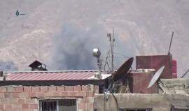 #شاهد الطيران الحربي يقصف حي جوبر الدمشقي المحاصر من قبل قوات نظام الاسد .