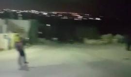 مستوطنون يهاجمون قرية التوانة قرب يطا جنوب الخليل ويحاولون إحراق مسجد القرية والأهالي يتصدون لهم تصوير حمزة اليتيم
