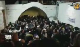 هذا ما يفعله المستوطنون حينما يقتحمون قرب يوسف بنابلس