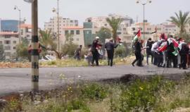 إرهاب مسكوت عليه ..! 
#شاهد| قوات الاحتلال تطلق النار على مسن فلسطيني ثم تصيب رجل الإسعاف الذي حاول انقاذه خلال فعالية بالضفة الغربية اليوم