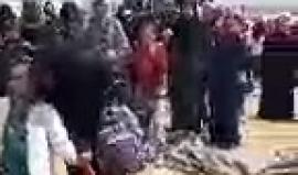 #مباشر| توافد المواطنين إلى مخيم العودة شرق #البريج وسط قطاع غزة .

مراسلنا : احمد المقادمة