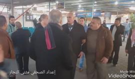 وصول روحي فتوح واسماعيل جبر إلى قطاع غزة عبر حاجز بيت حانون وهما أعضاء اللجنة المركزية لحركة فتح المتنتخبين في المؤتمر السابع الذي عقد في رام الله مؤخرا بقيادة محمود عباس . 

تصوير مثنى النجار