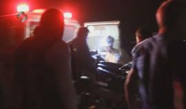 #شاهد .. عشرات القتلى والجرحى غالبيتهم مدنيين إثر تفجير " داعش" لسيارة مفخخة كان يقودها " انتحاري " عند مدخل مدينة أعزاز الشمالي بريف #حلب على الطريق الواصل بين المدينة ومعبر باب السلامة الحدودي مع تركيا.