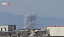 حمص - الطيران الحربي يستهدف بلدة عقرب بالصواريخ الفراغية قبل قليل .