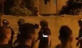 #شاهد العشرات من قوات الاحتلال يقتحمون مخيم شعفاط شمال شرق القدس المحتلة