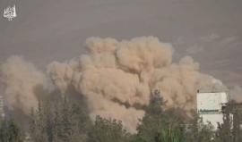 البراميل المتفجرة تتساقط على مخيم خان الشيح بريف دمشق