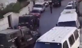 قوات الاحتلال تعتقل الشاب عبد جمال ربيع من بلدة أبوديس شرق القدس المحتلة صباح اليوم