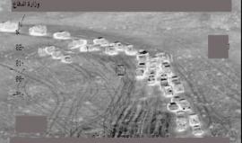 صور جوية تظهر استهداف الطيران العراقي لأرتال تنظيم الدولة المنسحبة من جنوب #الفلوجة نحو الصحراء