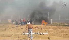 #شاهد لحظة قص المتظاهرين للسياج الفاصل مع كيان الاحتلال شرق جباليا شمال قطاع غزة .