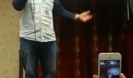 تركيا - الحملة العالمية (لكسر الحصار عن غزة) تنظم حفلاً كبيراً شارك فيه المنشد الفلسطيني عبد الفتاح عوينات

وقد طالب المحتفلون بضرورة العمل على فك الحصار بكل الطرق والضغط على صناع القرار في كل الدول لإنهاء معاناة قرابة المليوني مواطن يواجهون الموت البطيء 