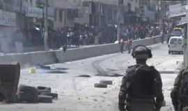 #عاجل #مباشر مواجهات عنيفة بين الشبان وقوات الاحتلال على حاجز قلنديا شمال القدس
