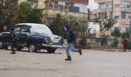 حمص - حي الوعر معاناة ولعب الأطفال في الثلوج