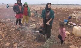 انظر كيف يعيش آلاف اللاجئين في مخيم روبار بريف حلب في ظل الأجواء الباردة!