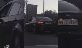 #شاهد لحظة اعتقال قوات الاحتلال الأسير المحرر ثائر حلاحلة من بلدة الخضر جنوب مدينة بيت لحم مساء أمس