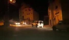#شاهد 
عدد كبير من آليات الاحتلال تقتحم بلدة السموع جنوب الخليل.