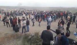 #مباشر مسيرة العودة الكبرى شرق جباليا شمالي قطاع غزة

تصوير انس الشريف