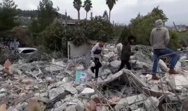 #شاهد قوات الاحتلال تهدم 3 منازل لعائلة جرار في جنين بعد اشتباك مسلح 

تصوير: ايمان السيلاوي