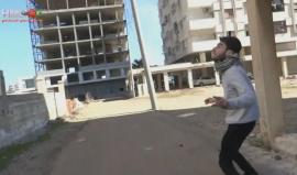 الناشط الإعلامي محمد السباعي يوثق غارات الطيران الحربي على حي الوعر المحاصر في مدينة #حمص