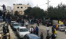 #مباشر من وداع وتشييع الشهيد حمزة زماعرة في حلحول شمال الخليل.
تصوير عامر أبو عرفة