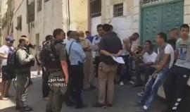 #فيديو مستوطنون يحاولون الاستيلاء على قطعة أرض تعود لعدة عائلات مقدسية في حي بطن الهوى ببلدة سلوان جنوب المسجد الأقصى