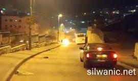 مواجهات عنيفة في حي عين اللوزة ببلدة سلوان في القدس المحتلة وقوات الاحتلال تغلق المنطقة