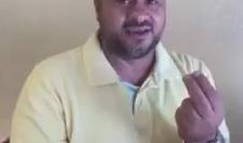 #شاهد الفنان إبراهيم الأحمد يحتفل باعتقال قاتل الشهيد مازن فقها على طريقته الخاصة