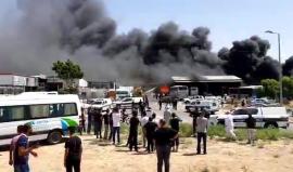 القناة العاشرة العبرية: السيرطة على حريق كبير شب في محطة الحافلات المركزية في بئر السبع ناجم عن تسرب للوقود