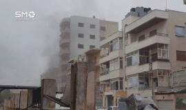 إستهداف المدنيين في حي الوعر المحاصر من قبل الطيران الحربي والمدفعية الثقيلة حمص سوريا