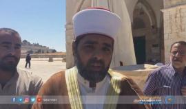 مدير المسجد الأقصى الشيخ عمر الكسواني متحدثاً عمّا حدث صباحاً من اعتداء على المعتكفين في المسجد.