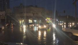 #شاهد .. مفترق السرايا وسط مدينة غزة قبل قليل " انقطاع مستمر للكهرباء وأمطار " . 

تصوير مراسلنا عبد الرحمن الكحلوت