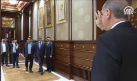 #شاهد كيف استقبل الرئيس #أردوغان الطفل الفلسطيني محمد الطويل "المصاب بمتلازمة داون" والذي اعتقله الاحتلال الأسبوع الماضي بالضفة.