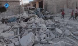 #شاهد آثار الدمار الناجم عن الغارات الجوية على بلدة حور في إدلب شمالي سوريا ليلية أمس حيث ارتقى 15 شهيدا، وجرح العشرات

المصدر:وكالة ثقة