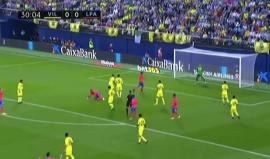 الغاني بواتينغ يذهل عشاق الكرة بهدف ساحر بـ"الليغا"

تمكن اللاعب الغاني لنادي لاس بالماس "كيفين بواتينغ"، من إحراز هدف رائع في مرمى فياريال، خلال المباراة التي جرت بينهما الأحد لحساب الجولة التاسعة من منافسات الدوري الإسباني لكرة القدم "الليغا".