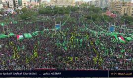 #مباشر توافد الآلاف إلى ساحة الكتيبة الخضراء غرب غزة لإحياء ذكرى انطلاقة حماس الـ 30 . 
#القدس_عاصمة_فلسطين 
#حماس30