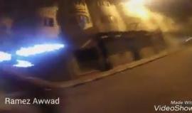 جانب من تصدي الشبان لاقتحام قوات الاحتلال مدينة رام الله فجر اليوم