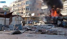 مشاهد من القصف الجوي على مدينة #دوما بريف #دمشق 
(شبكة شام)