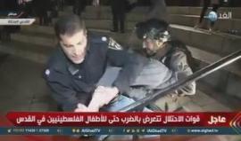 #فيديو اعتداء وحشي على فتيات وشبان مقدسيين بالقدس من قبل الاحتلال