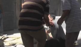 #شاهد امرأة من أهالي حي #بستان_الباشا في #حلب_المحاصرة ماذا تقول بعد قصف طائرات الاسد . 

 #الغضب_لحلب